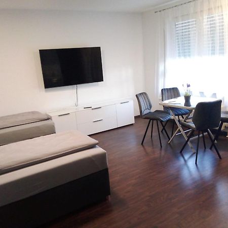 Apartment Metzingen City Exterior foto